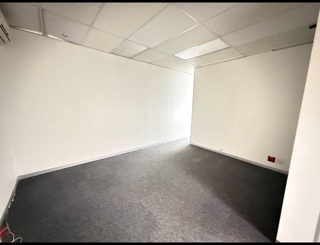 456M² OFFICE TO LET IN RIVIERA